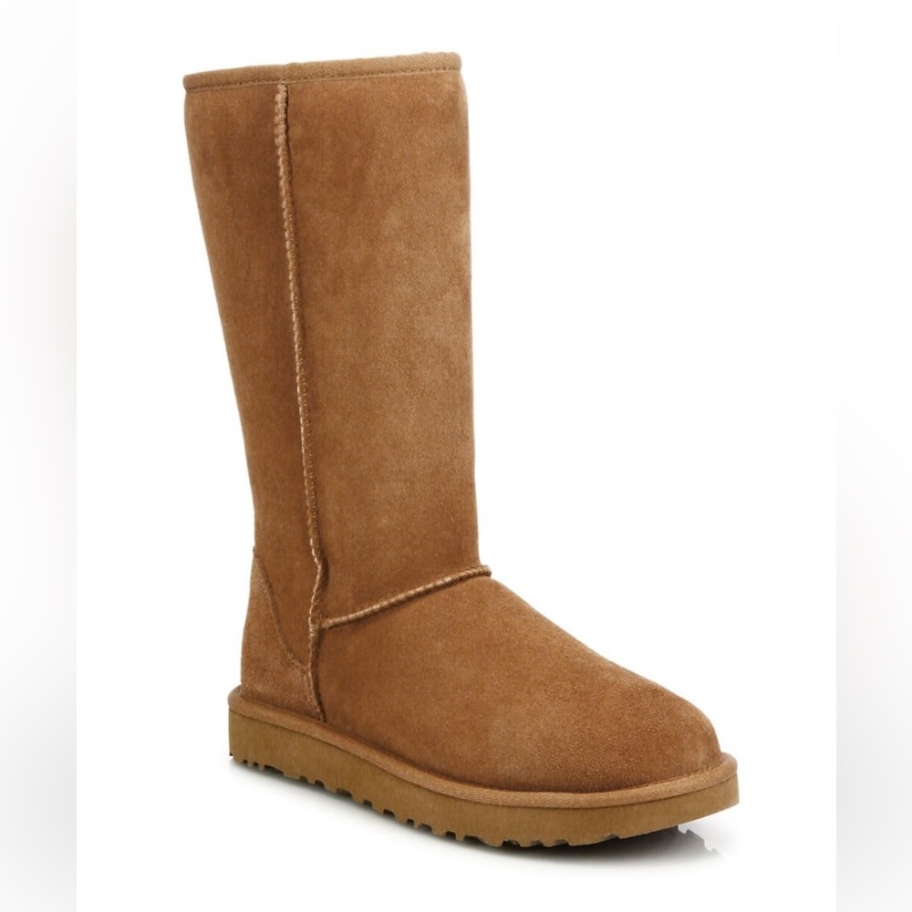 UGG Women’s Classic Tall Chestnut Boots Size 6